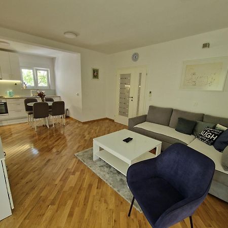 Villa Tamara With Garden And River View - Free Private Parking - Garage Mostar Esterno foto