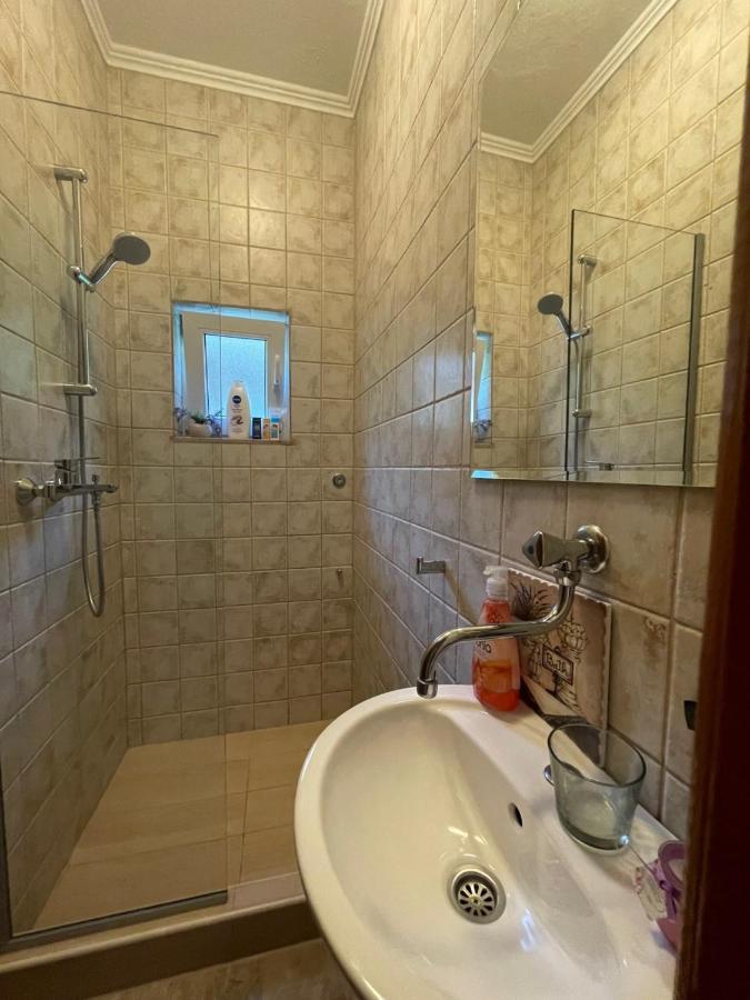 Villa Tamara With Garden And River View - Free Private Parking - Garage Mostar Esterno foto