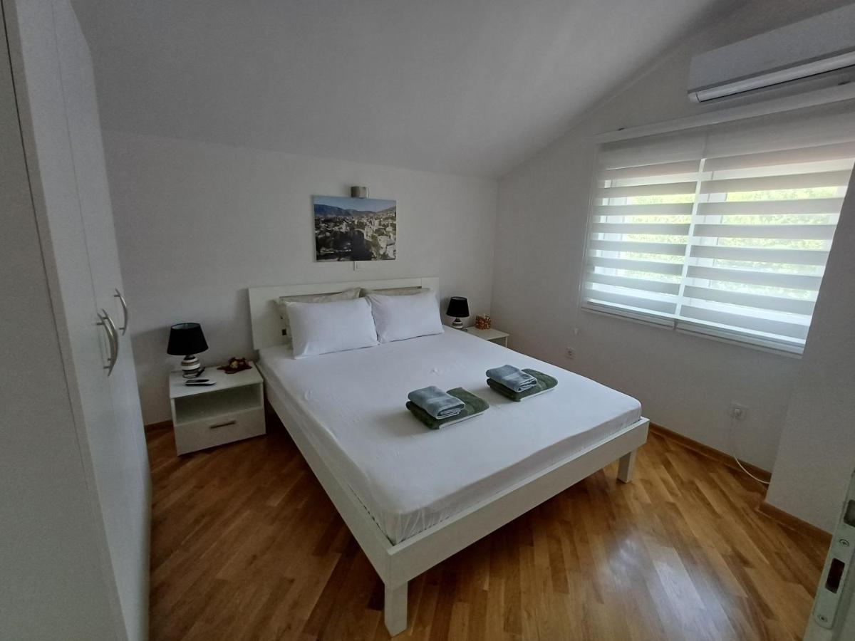 Villa Tamara With Garden And River View - Free Private Parking - Garage Mostar Esterno foto
