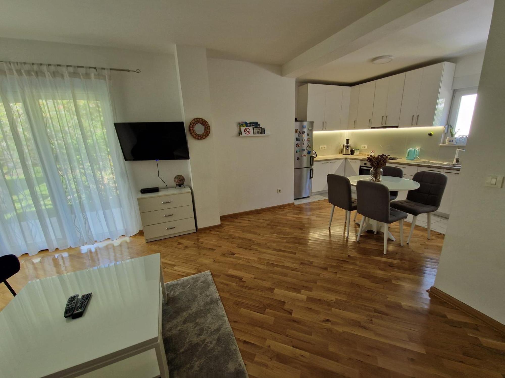 Villa Tamara With Garden And River View - Free Private Parking - Garage Mostar Esterno foto